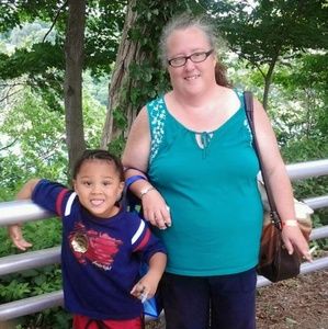 Meet your Posher, Lori